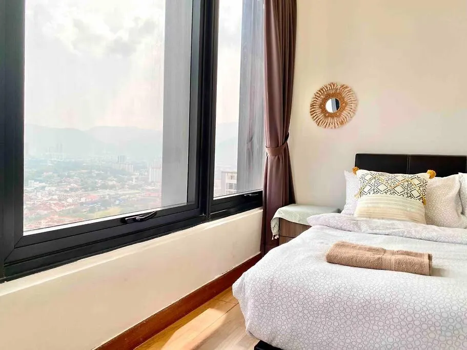 Appartamento Tropicana 218 Macalister #Top Floor #Wideangleviews #Infinitypool #Georgetown #8Pax #3Br 2Bath #2Queen 4Single #Near Island Hospital #Quality Well Maintained #Private Host